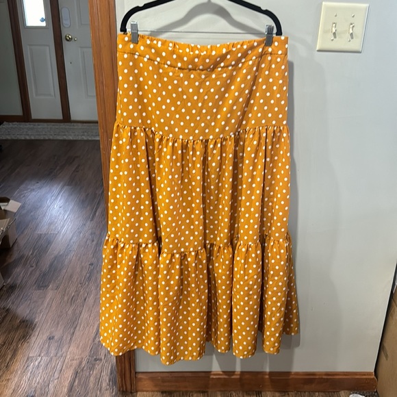 Vacation Ready Skirt Set - Picture 5 of 6